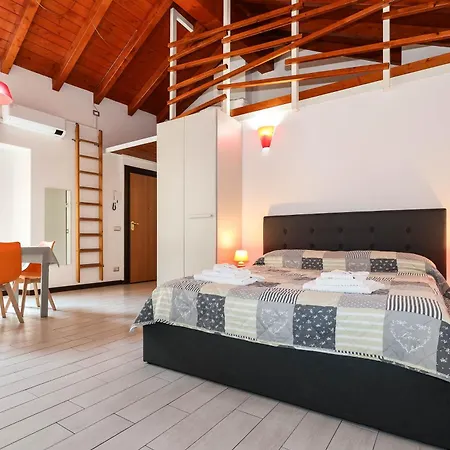Cico - Centro Apartment Omegna